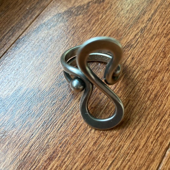 Sterling Silver Ring - Picture 2 of 3